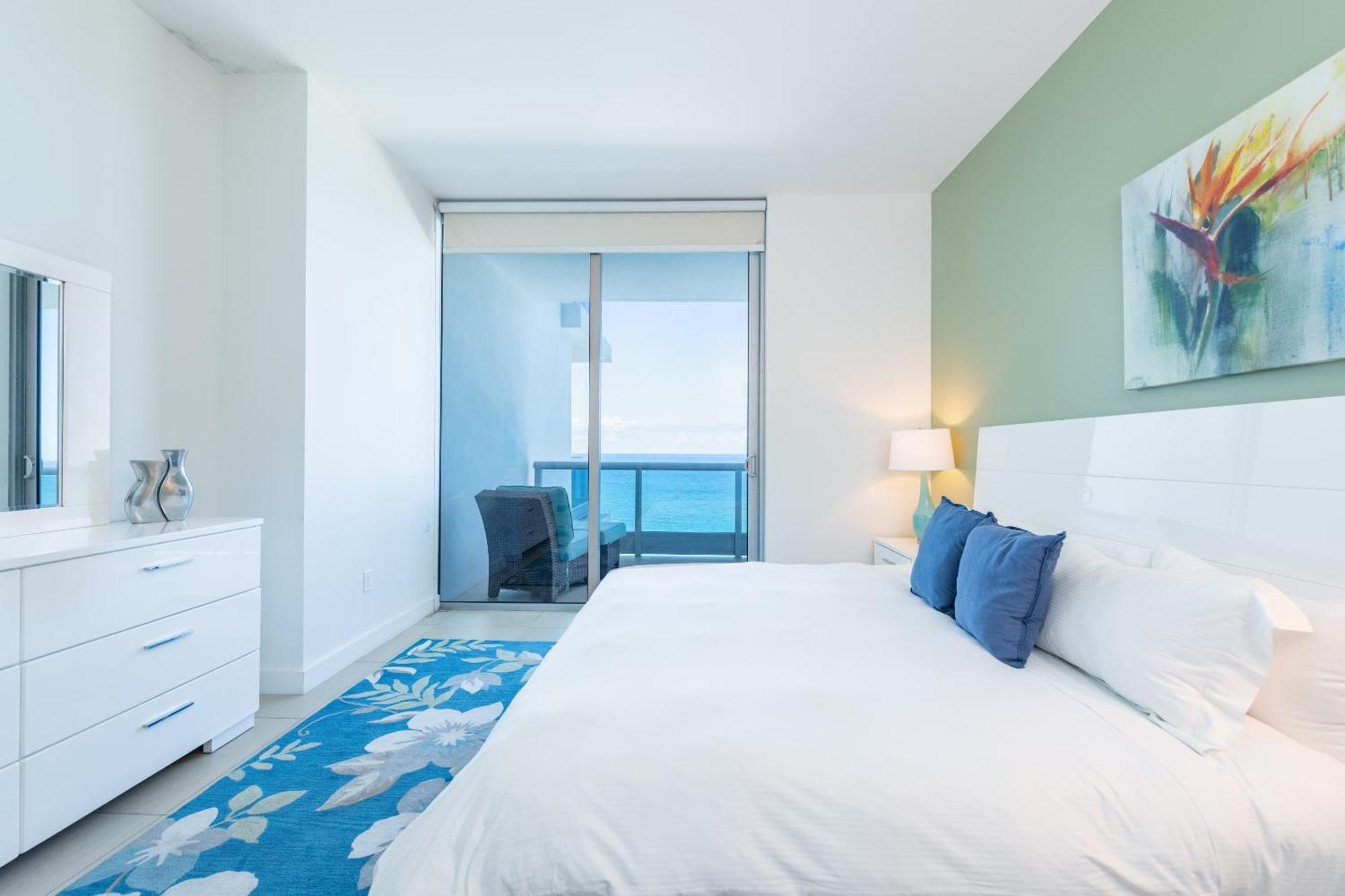 Bluebird Suites Monte Carlo Miami Beach Quarto foto