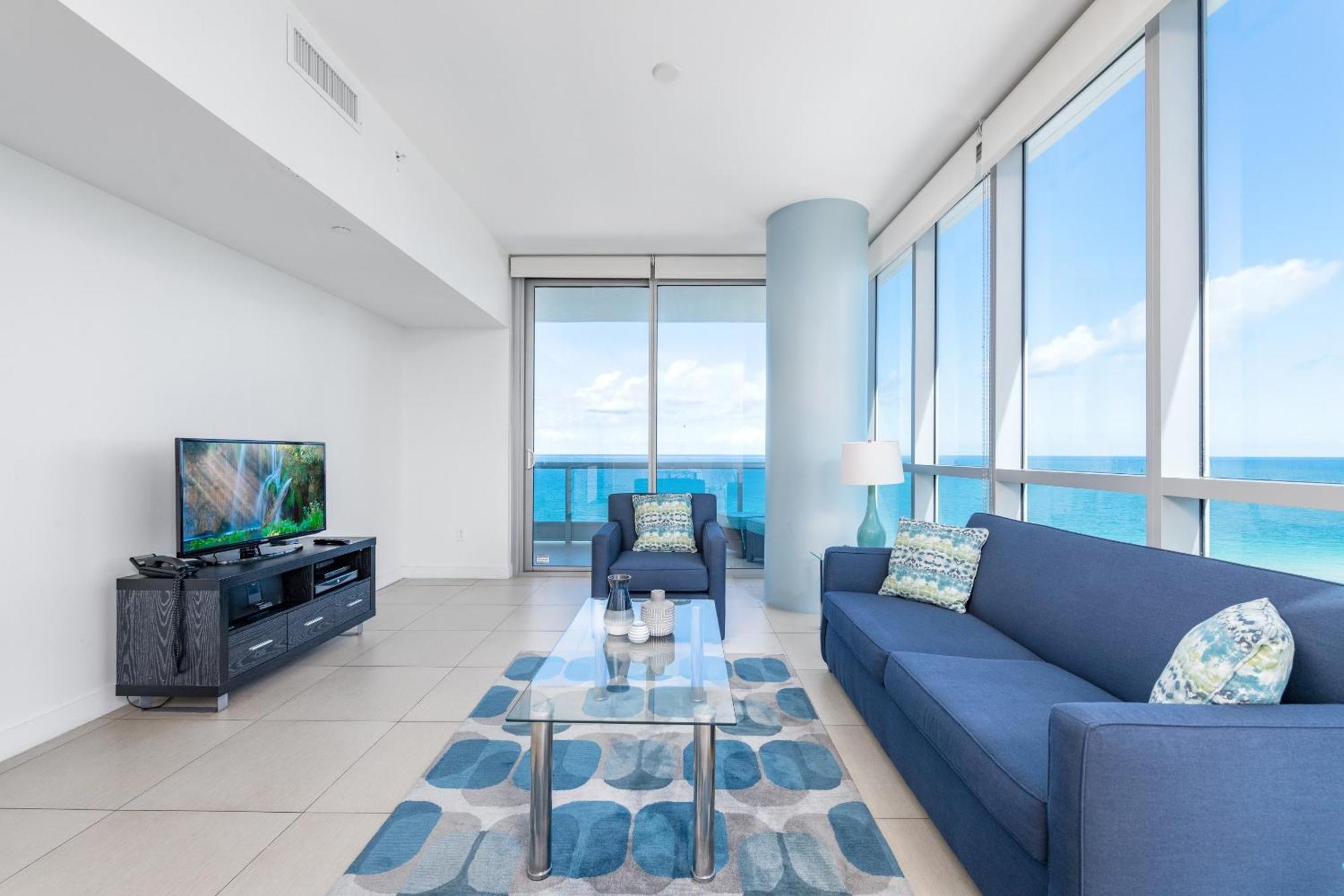 Bluebird Suites Monte Carlo Miami Beach Quarto foto