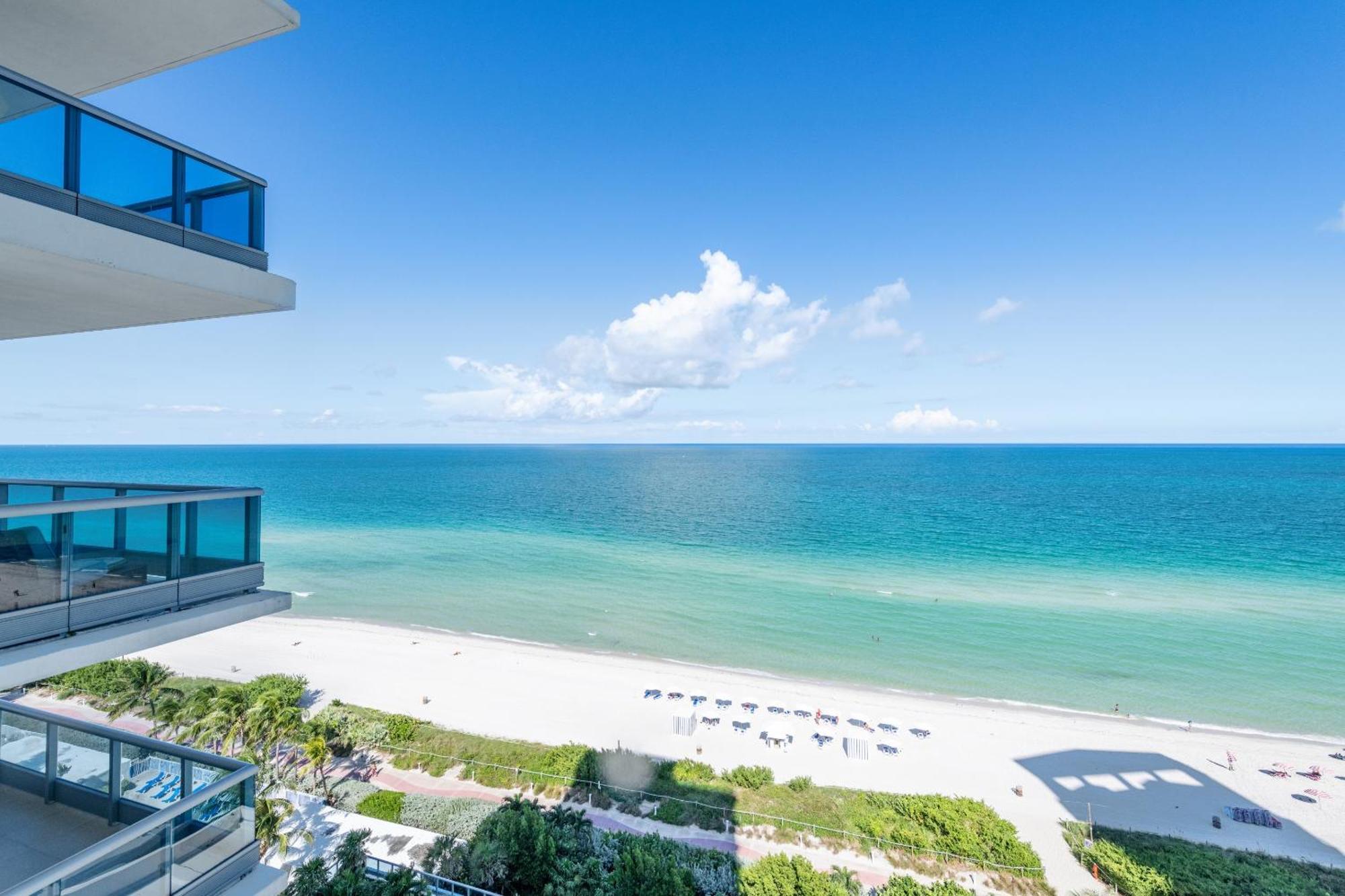 Bluebird Suites Monte Carlo Miami Beach Quarto foto