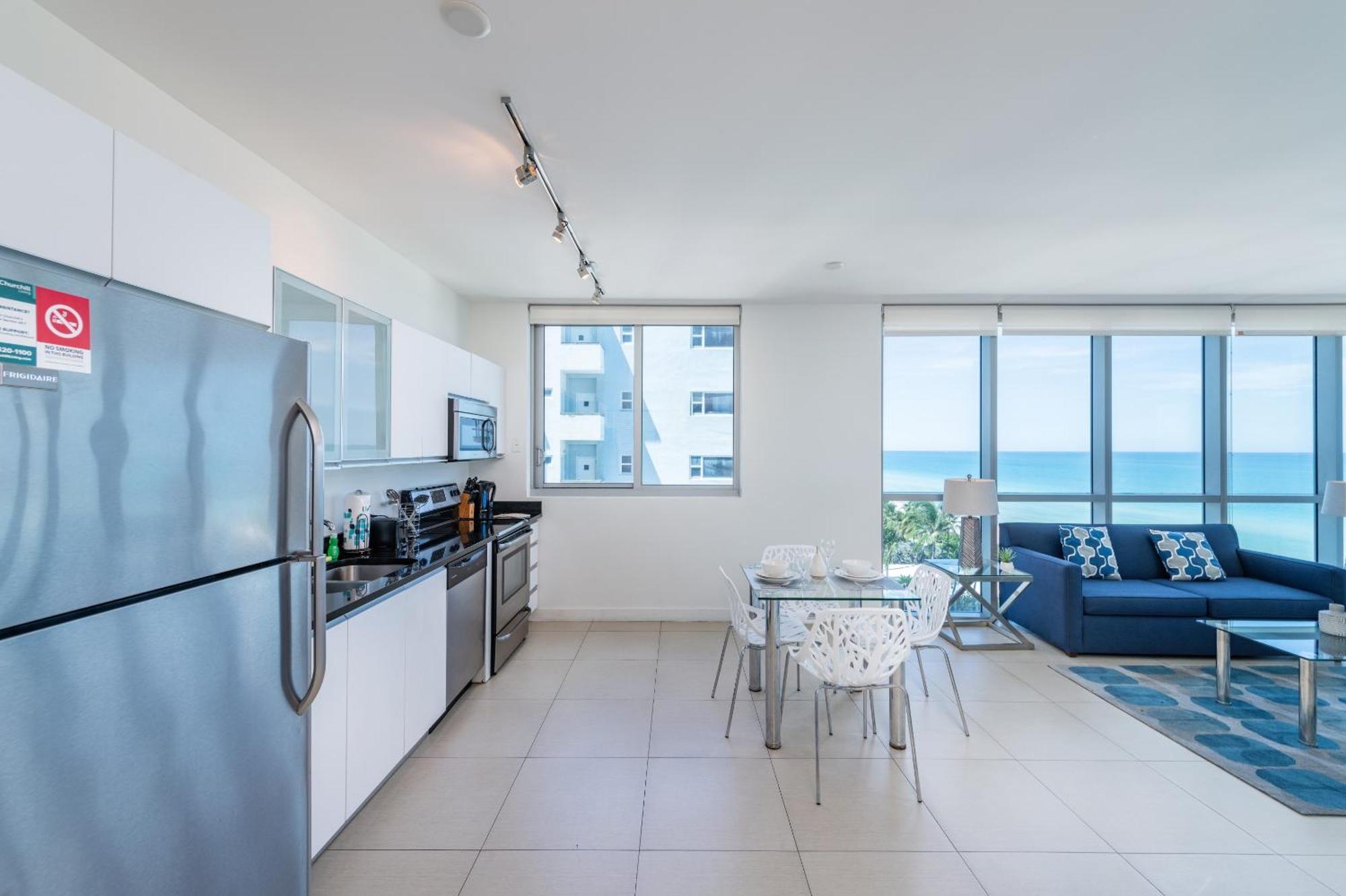 Bluebird Suites Monte Carlo Miami Beach Quarto foto