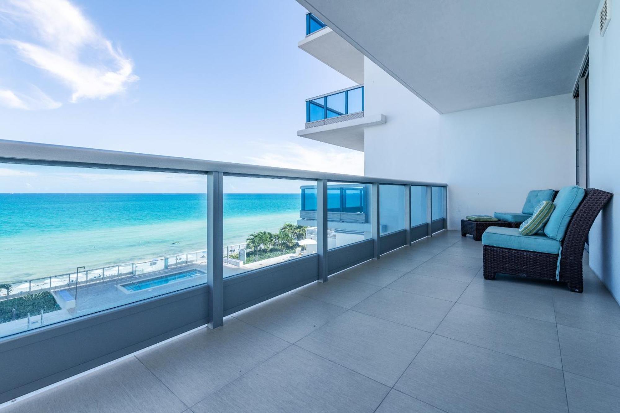Bluebird Suites Monte Carlo Miami Beach Quarto foto