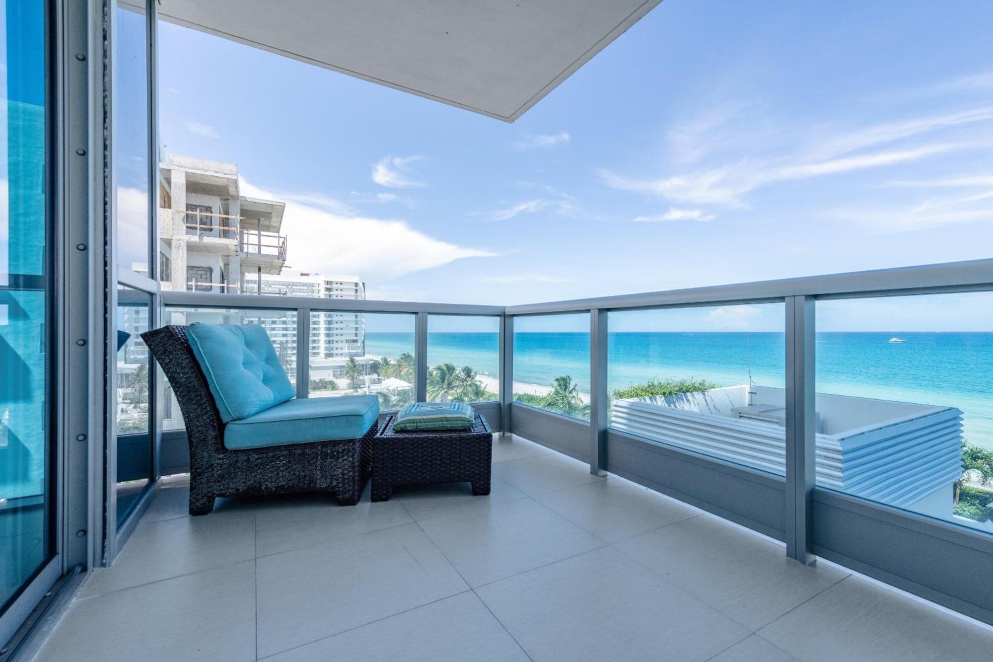 Bluebird Suites Monte Carlo Miami Beach Quarto foto