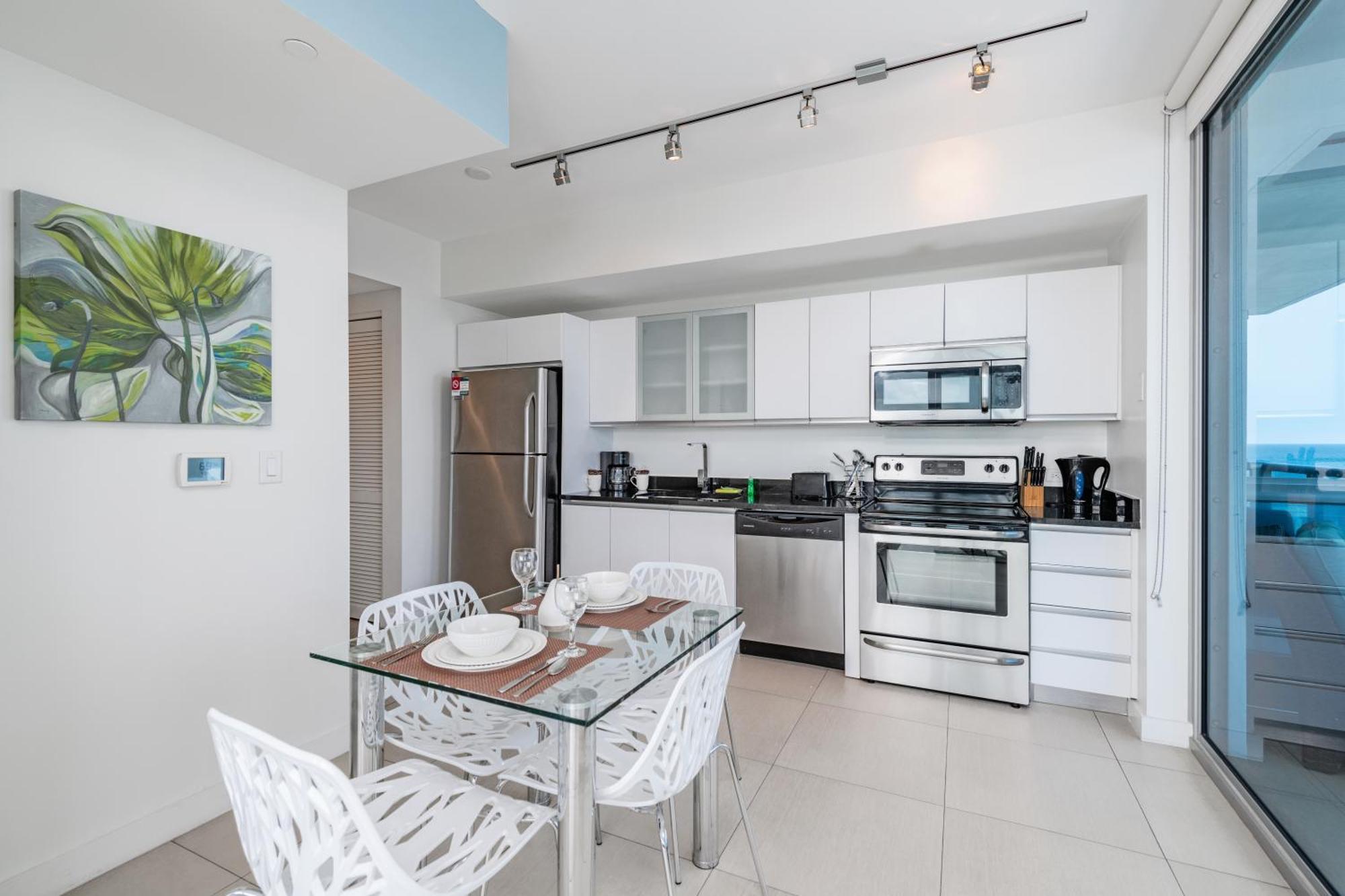 Bluebird Suites Monte Carlo Miami Beach Quarto foto